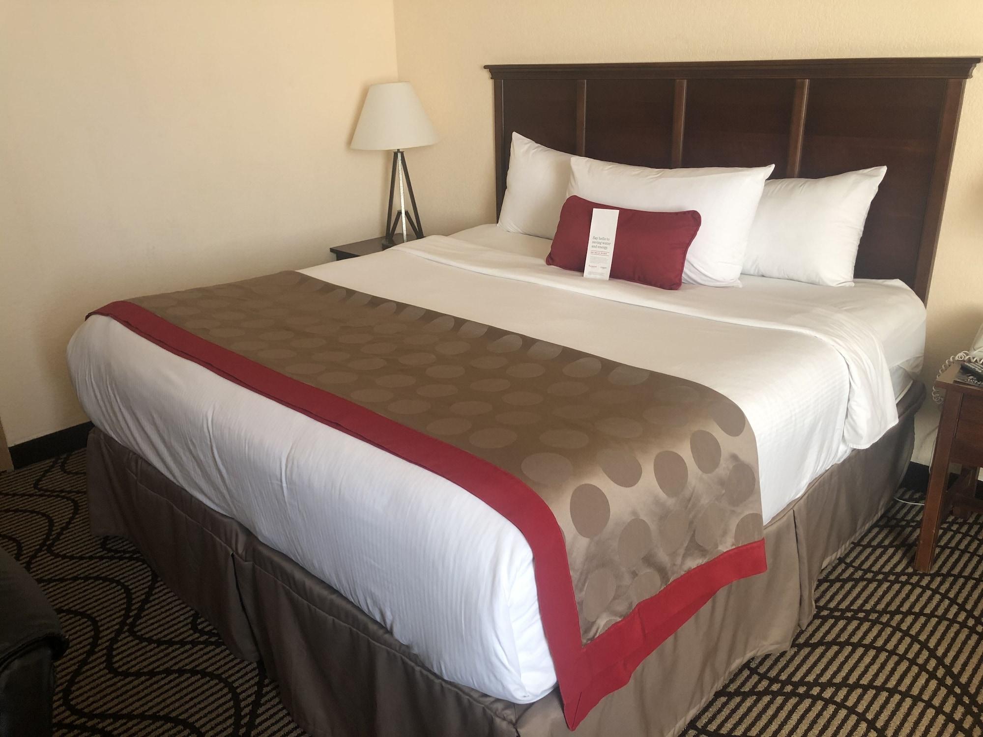 Hotel Ramada By Wyndham Birmingham Airport Exterior foto