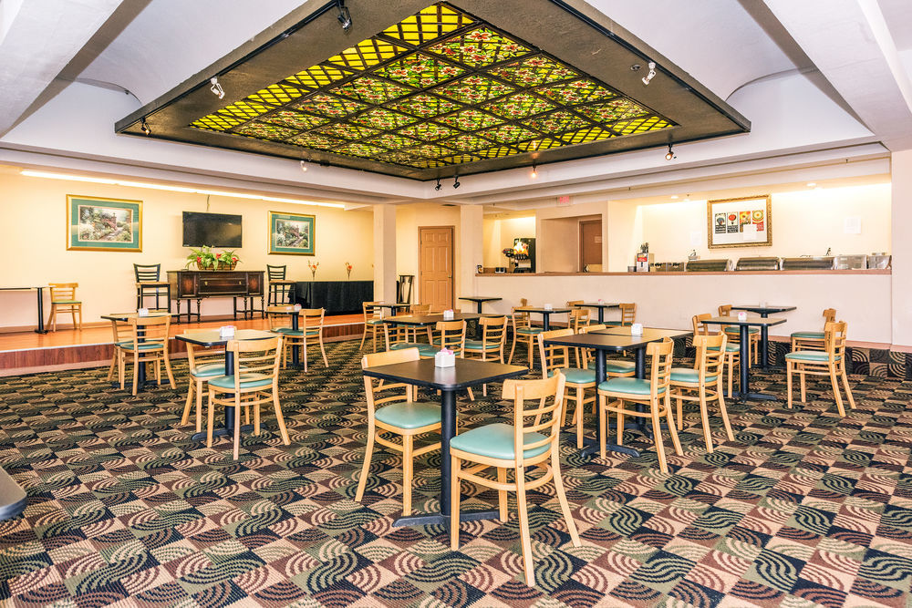 Hotel Ramada By Wyndham Birmingham Airport Exterior foto
